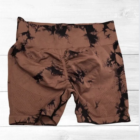 Athletic Shorts/Biker Shorts - Picture 3 of 7